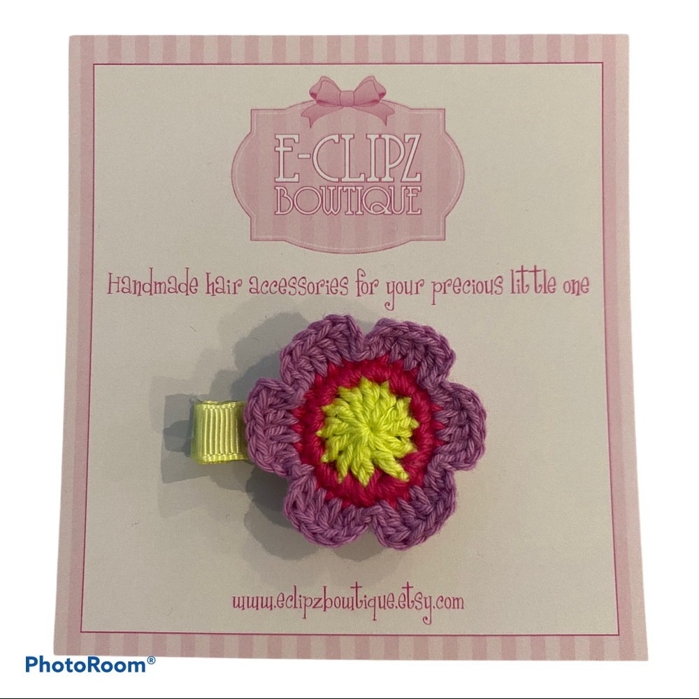 New handmade crochet flower hair clip